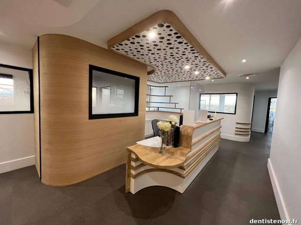 Cabinet dentaire du Forum Medica à Lattes des Drs Horiot, Jourdan, Gomis, Villet, Combes, Bonnefoy, Zéphir, Torch et Berlan