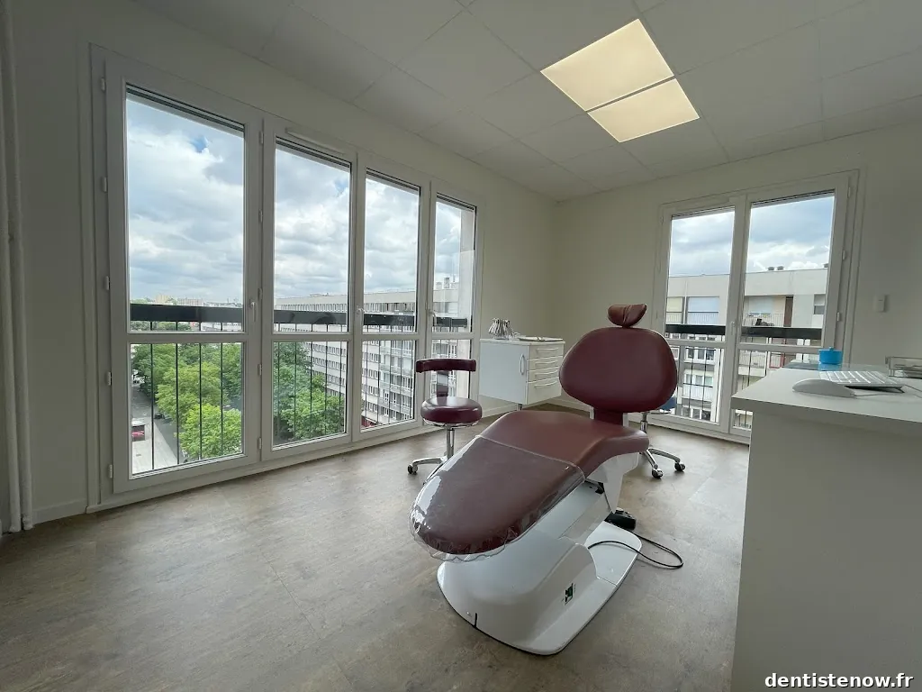 Cabinet d'orthodontie République - Dr Bernard Mounsi, Dr Yannick Grall, Dr Johnide Benchohra, Dr Léa Terrasse