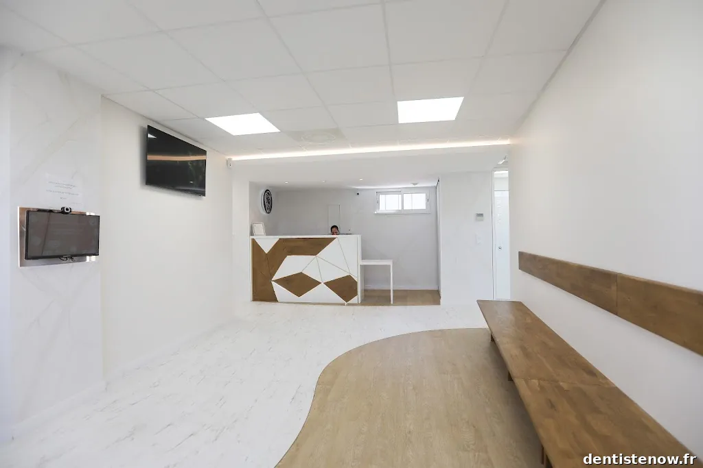 Dr Allaoui Naïm et Dr Jaaouani Sarah - Orthodontistes Spécialistes qualifiés - Cabinet d'Orthodontie de Fréjus ALLORTHO