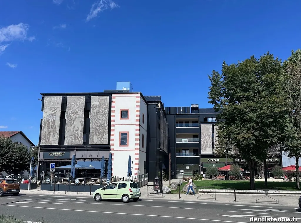 Dr Serge Verdier - Implantologie dentaire - Clinique 3 S