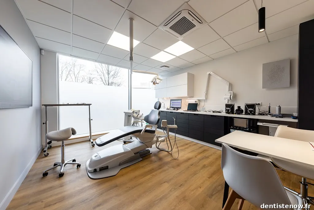 Dr Kévin JEFFROY - Implantologie / Esthétique