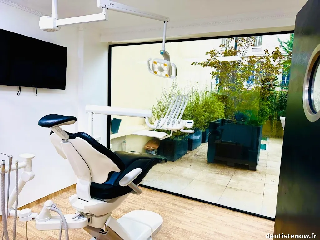 CABINET DENTAIRE RUE DE LA POMPE