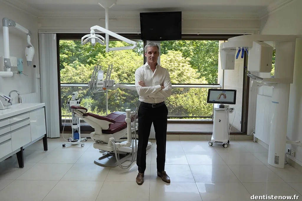 Docteur Charles-Henry Sénéchaut - Dentisterie, esthétique et implantologie- Saint-Cloud