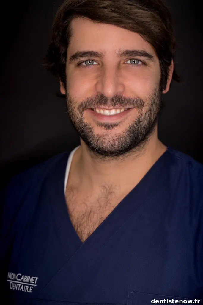 Docteur Michael Arroche - Chirurgien Dentiste - Implantologie -