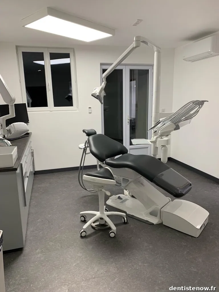 LOISEAUX (MANSOUR) Yasmine