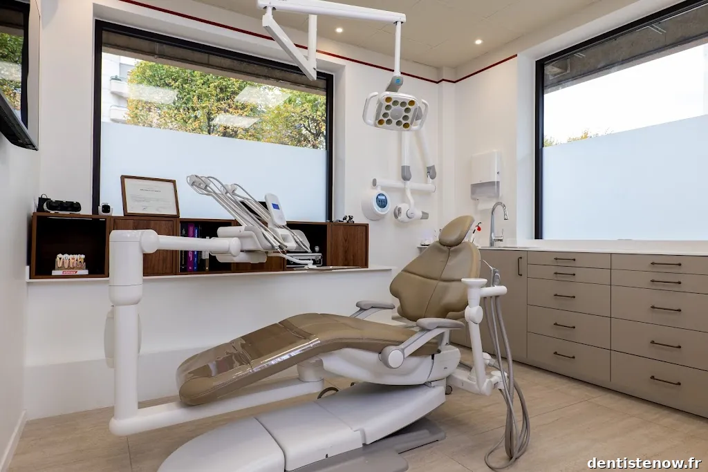 Cabinet dentaire DR ABOUZAGLO - DRS ZAOUI Saint-Gratien