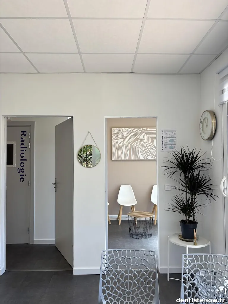 Docteur Cláudia Antunes