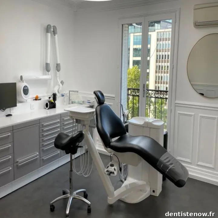 Dr. Jérémy Abitbol, Chirurgien Dentiste