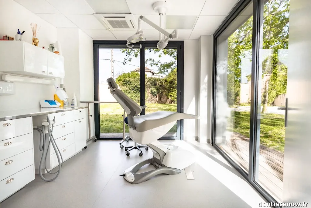 Dr Arnaud ALLEGRINI - Maison du Sourire