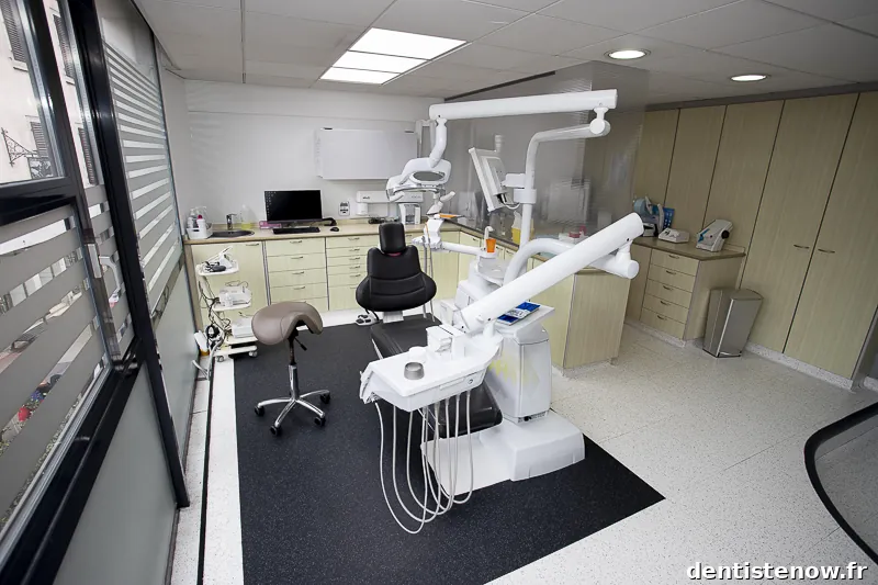 Dr Stéphanie JACOBOWSKY