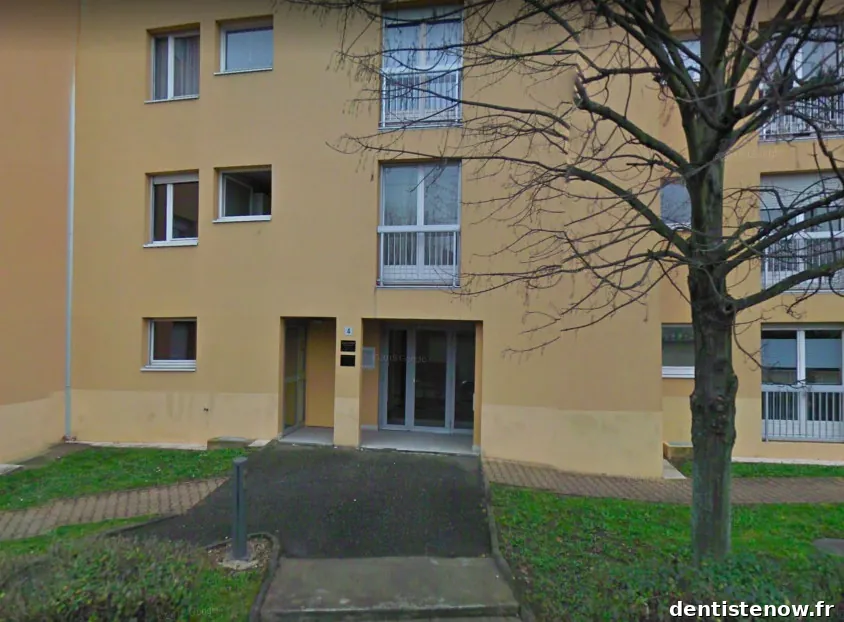 Dr Laurianne Dudouit