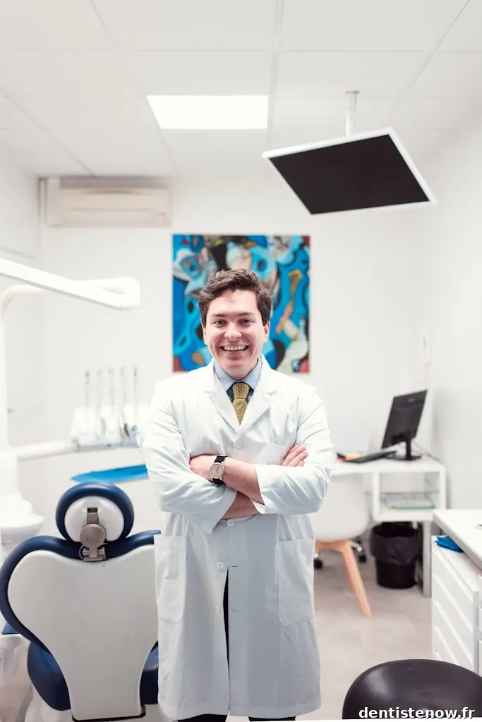 Dr Carlos Diaz-Maurino