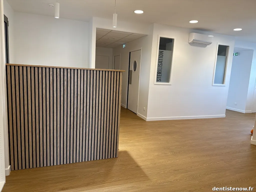 Dr Arthur-Louis Rateau