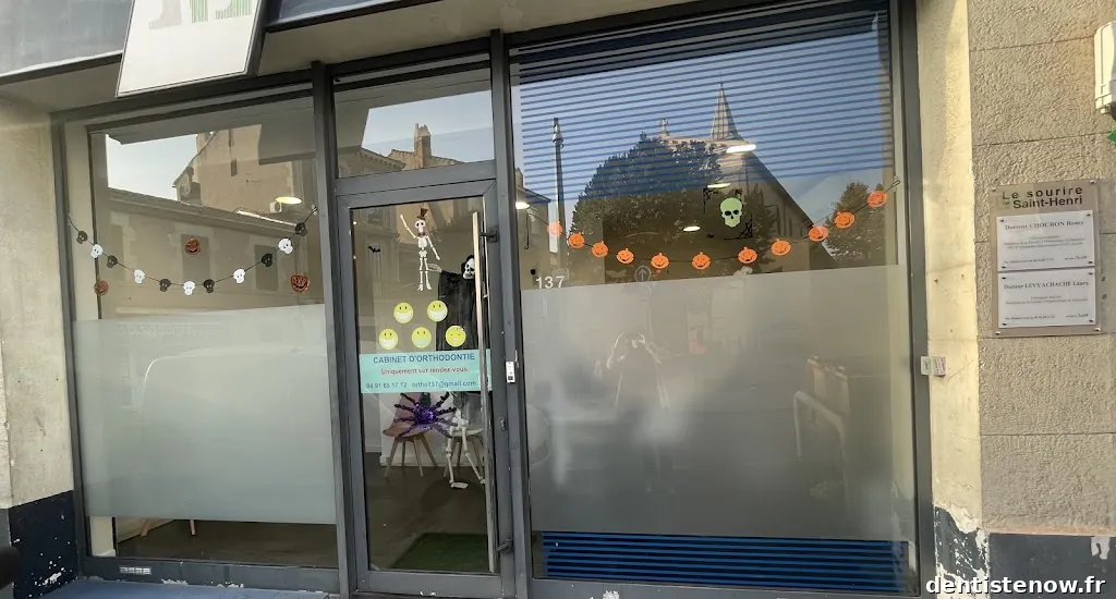 Le Sourire de Saint-Henri - Drs CHOCRON et LEVY ACHACHE