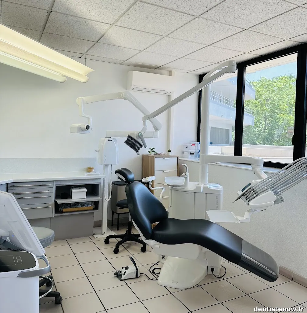 Caroline Morlock-Saucerotte | SELARL Cap Dentaire Blanchiment-Surfaçage-