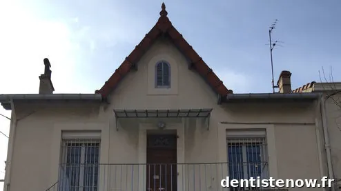 Cabinet dentaire Saint Antoine - Marseille (Docteurs Robedat, Benbournane et Bolliet)