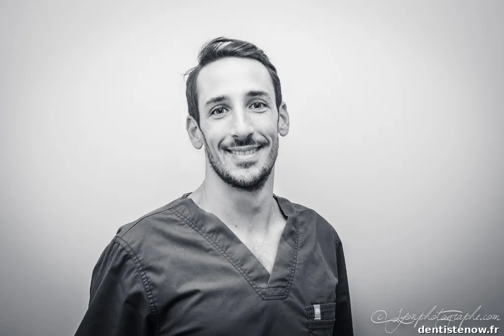 Mathieu Desplanche - Chirurgien-dentiste