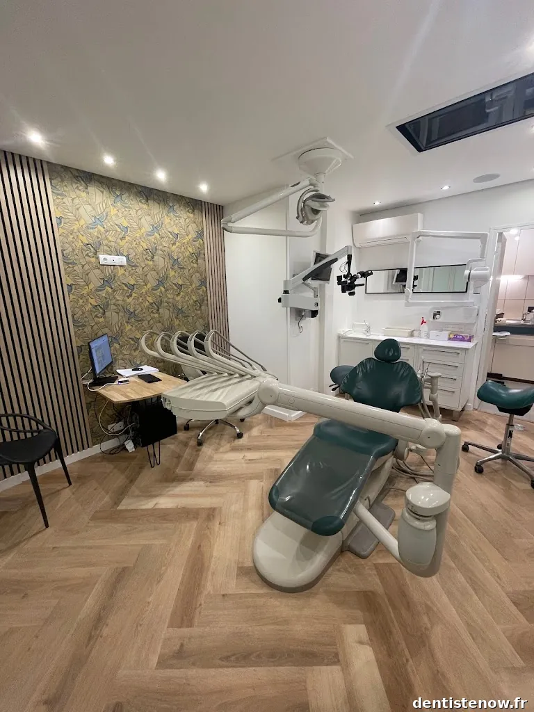 Dr Sophie JAVED-Endodontiste