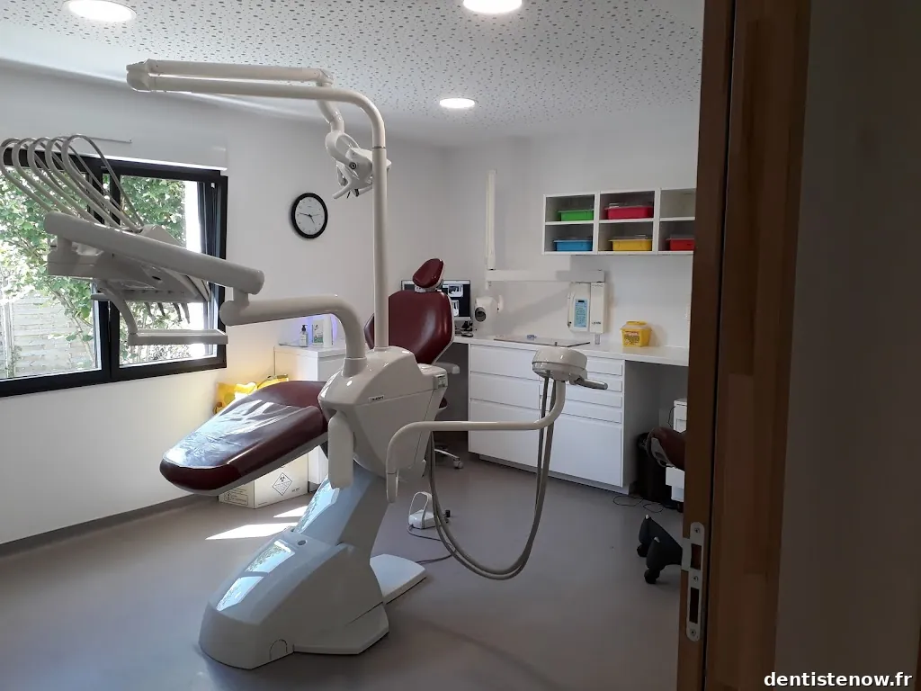 Dr Aymeric Folliard/ Dr Timothe Marrien - Dentiste - Lorient (56100)