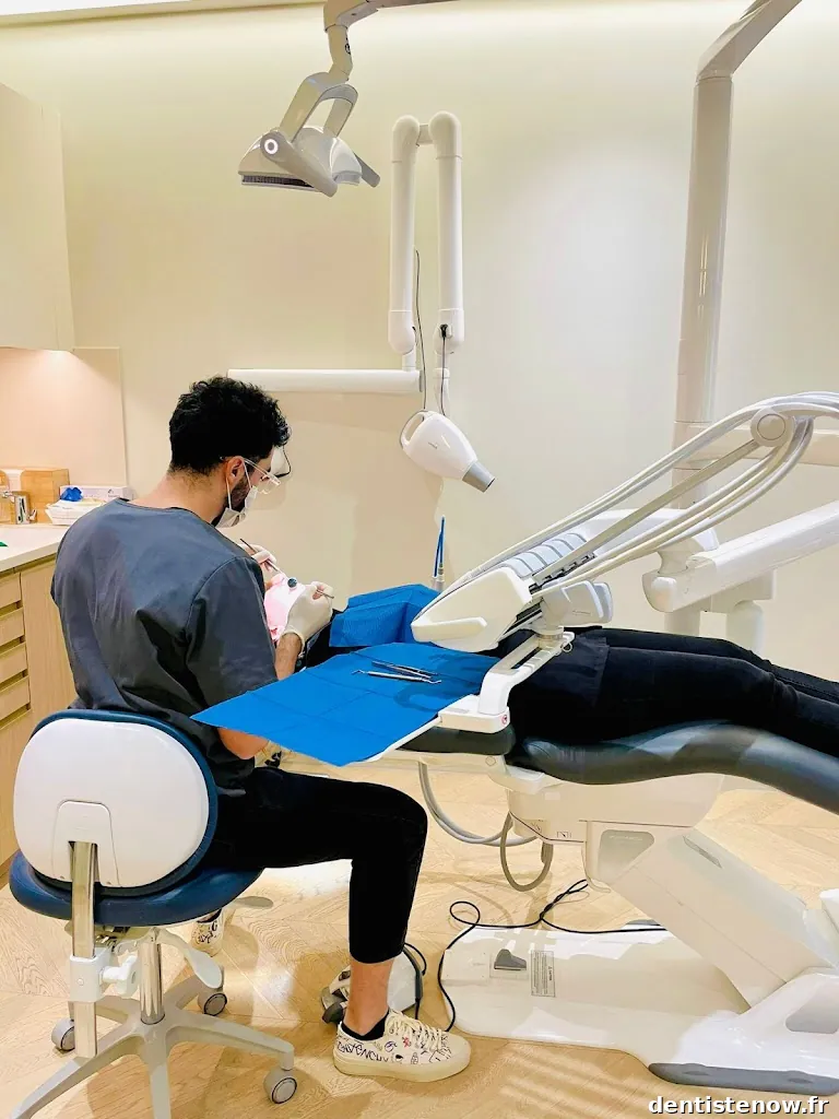 Cabinet dentaire rue Washington Paris 8ème - Elysées H