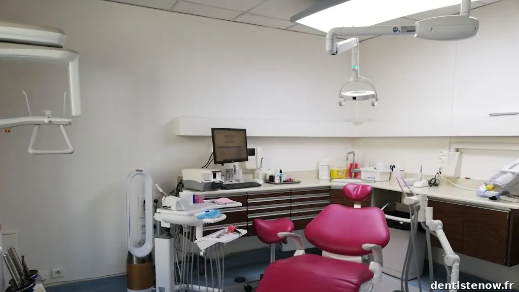 Dr Elisabeth LEFEVRE