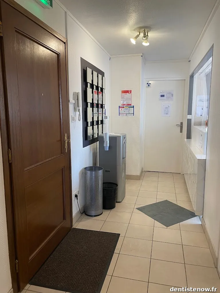 Cabinet Dentaire du Chirurgien-Docteur CALISKAN Cuma